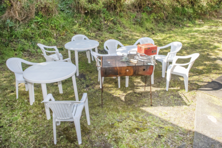 コテージ前でBBQや花火OK※雨天中止