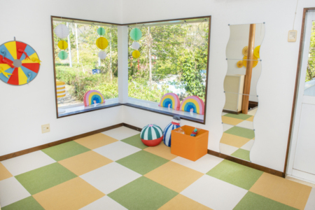 B棟室内　パーティールーム風　