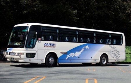 30人程度なら貸切バス可（別途費用）