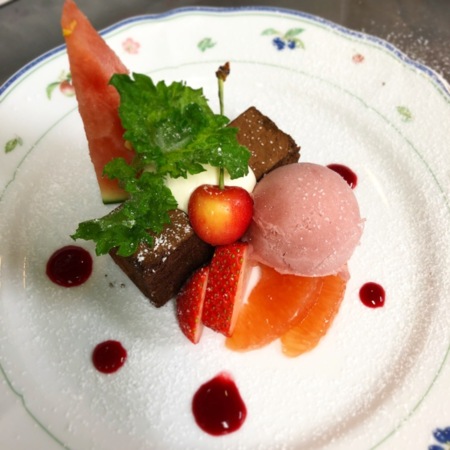 チョコレートケーキ