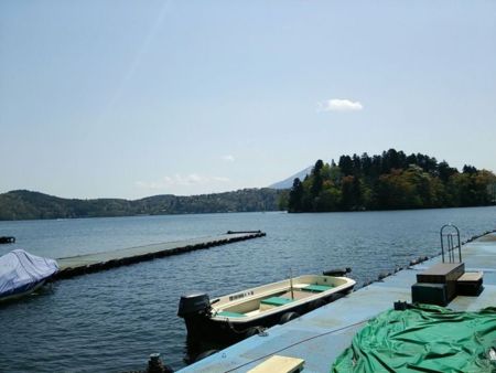綺麗な湖畔野尻湖でバス釣りが楽しいです