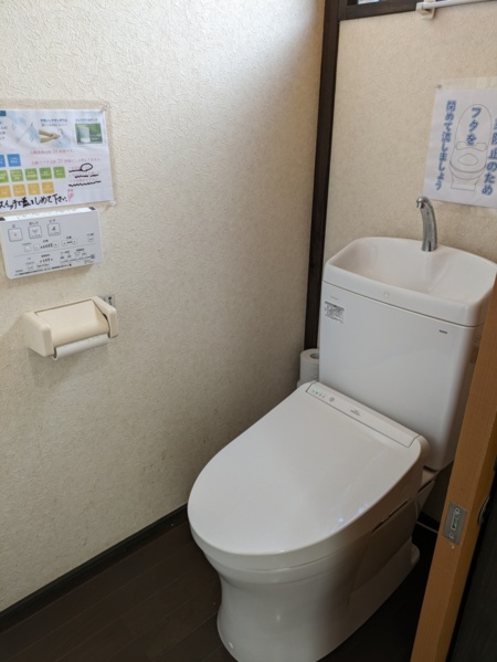 どのトイレもフルオート新型です