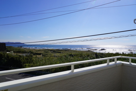 リビング　ベランダビュー