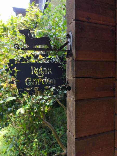 RelaxGardenの看板です。