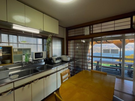 2Fキッチン横の和室は８畳＋６畳