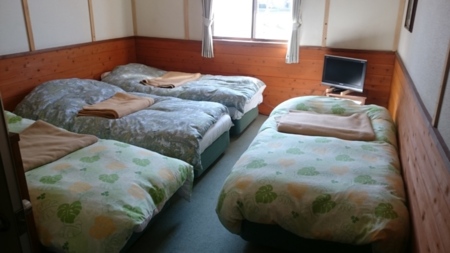 緑の風棟寝室