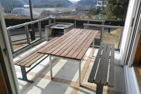 コテージBBQデッキ