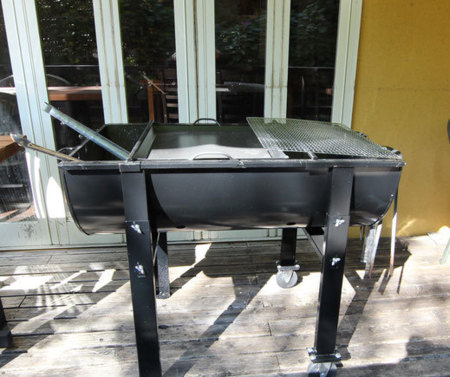 特殊BBQ器材・鉄板・網・トングなど一式