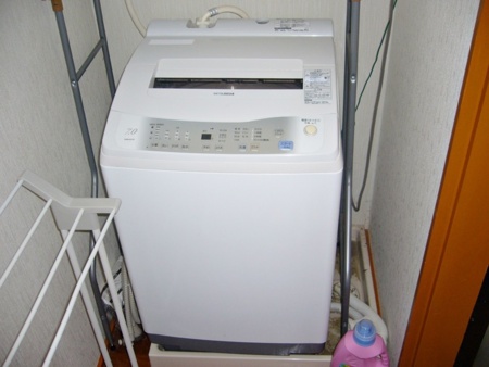 全自動の洗濯機