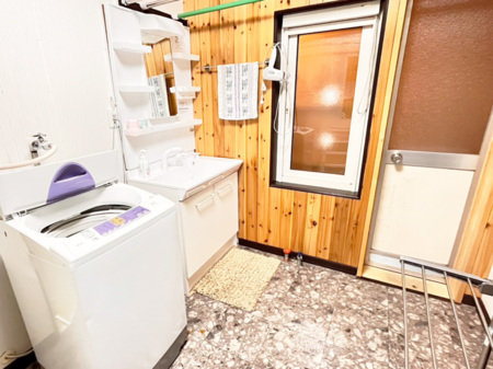 脱衣室・洗面台