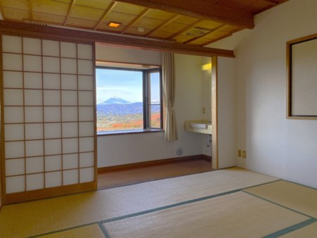お部屋から富士山が見られます