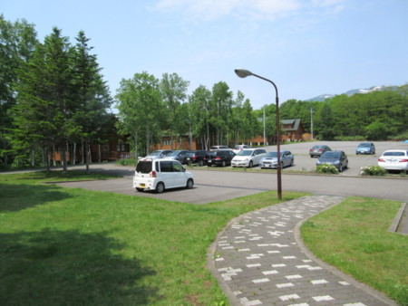 駐車場５０台、バスもＯＫ