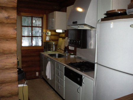 まつぼっくり棟のキッチン