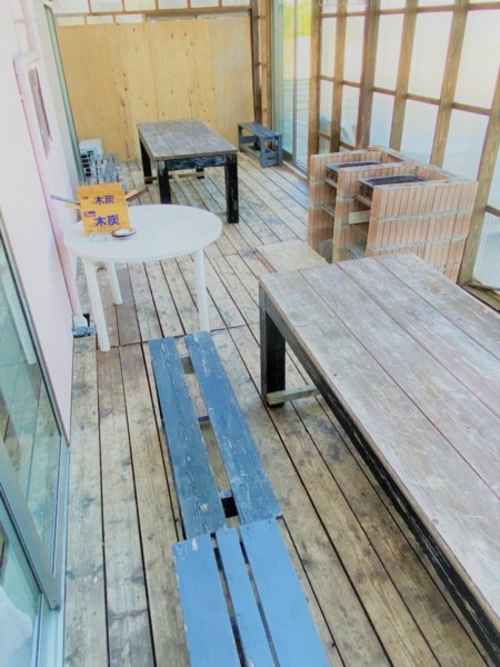 サンルーム内観（中でＢＢＱ出来ます！）