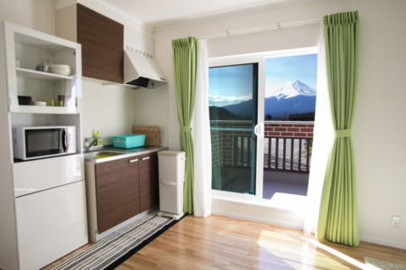 【貸別荘ゆうしん・２階】