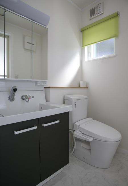 【貸別荘ゆうしん・２階】洗面所