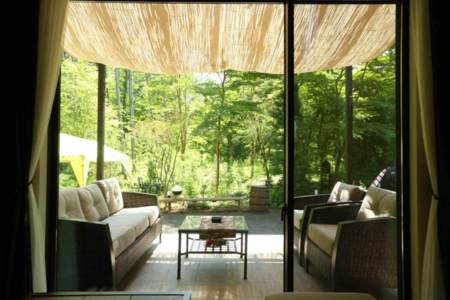 パーゴラのあるテラス（空テラス）