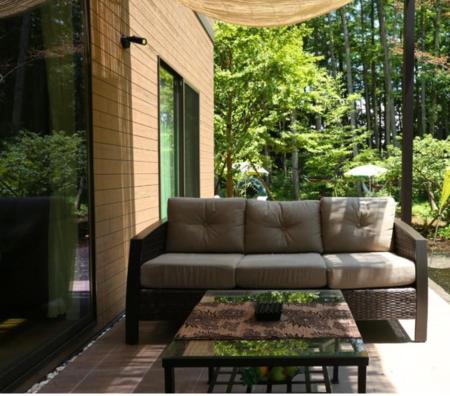 バーベＱの後の２次会は、ガーデンソファで