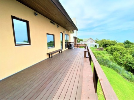 ウッドデッキでＢＢＱ