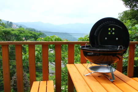 デッキでBBQ♪もちろん屋根付き