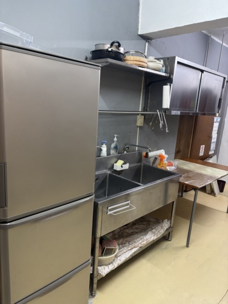 キッチンは広く大勢でお料理を楽しめます。