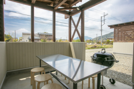 外観・BBQスペース