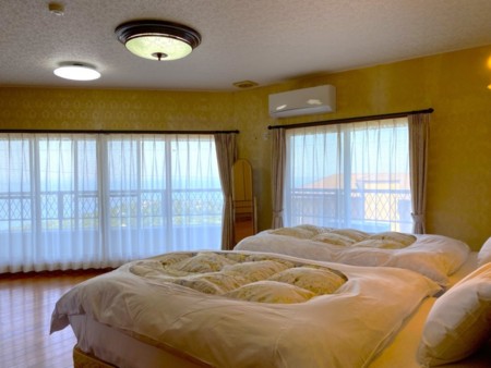 スイートルーム（バス付）客室は和洋６室