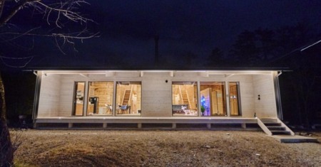 夜の蚊帳が下りる