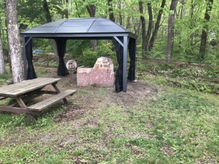 BBQ台とピザ釜・ハンモック・ブランコ