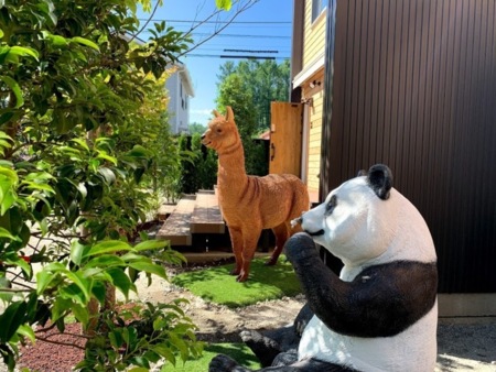 各棟で動物がお出迎えします♪