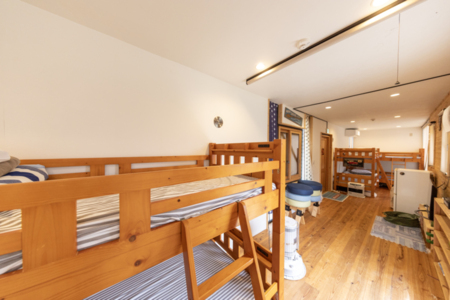 寝室棟室内2段ベッド×4