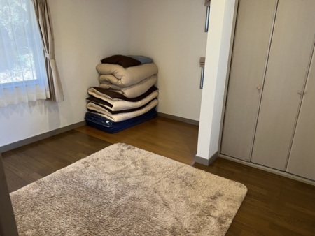 洋間寝室　2段ベッド撤去しました