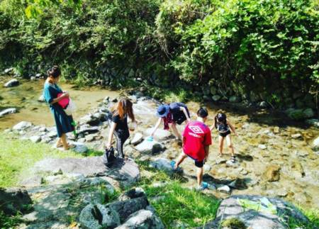 山の夏は川遊びで決まり ♪