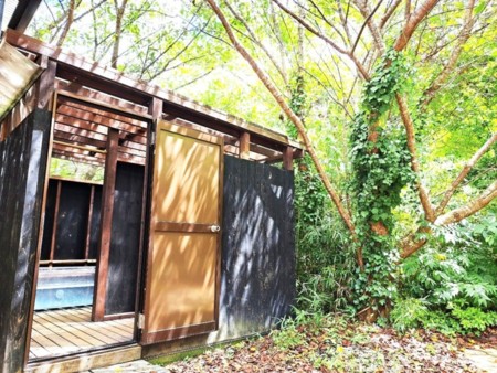 個室露天風呂付貸別荘