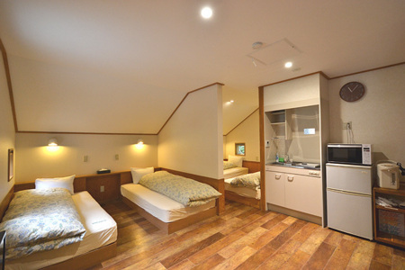 Eスタジオリビング