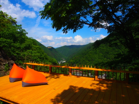 夏の展望デッキ