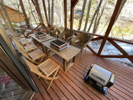 雨の日でもバーベキューができます。