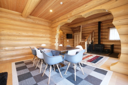 みんなで食べるご飯は最高