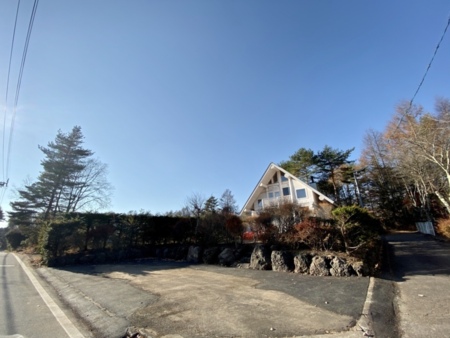 お車は5台まで駐車可能