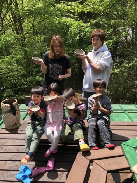 受け付けのギャラリー蒼芒庵で陶芸体験