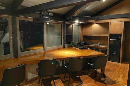 ユニークなダイニング