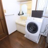 洗面台、洗濯機