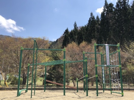 アスレチックで運動不足解消