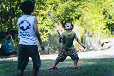 お庭の一部に天然芝のエリアがあります