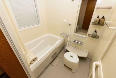 2階 バスルーム