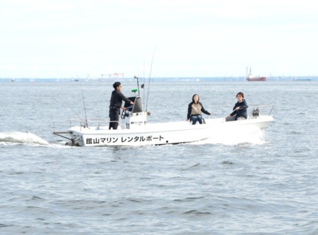 関連施設（館山マリンレンタルボート）