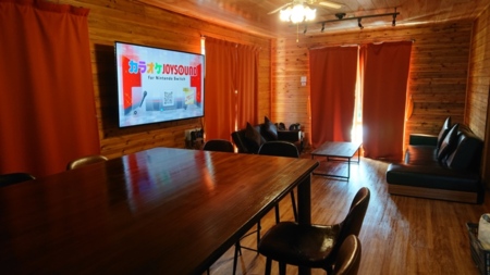 65インチTVとリビング