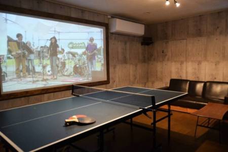 プレイルーム　卓球&シアター