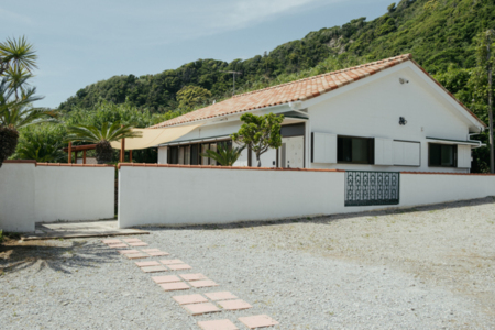 南国風の貸別荘