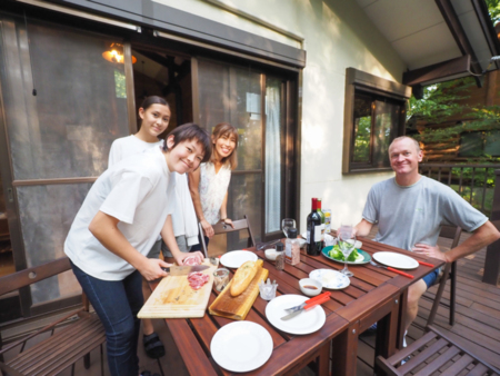 広いデッキでBBQをお楽しみください。